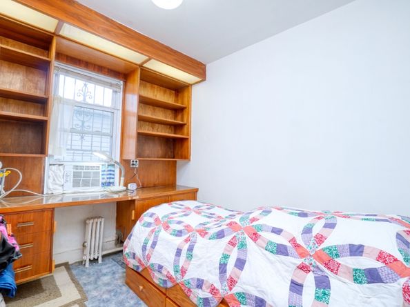 63-10 Saunders Street, Queens NY 11374