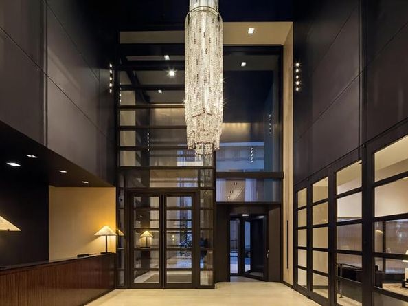 20 Pine Street 2706, New York NY 10005