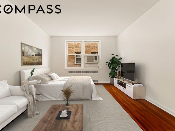310 West 55th Street 4K, New York NY 10019