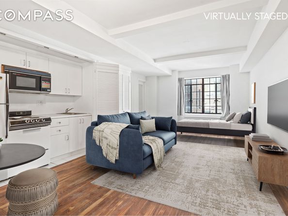 45 Tudor City Place 1708, New York NY 10017