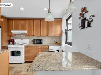 21-29 Utopia Parkway