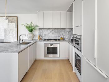 250 East 25th Street