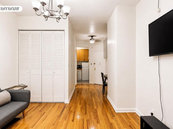 205 East 89th Street 4D, New York NY 10128