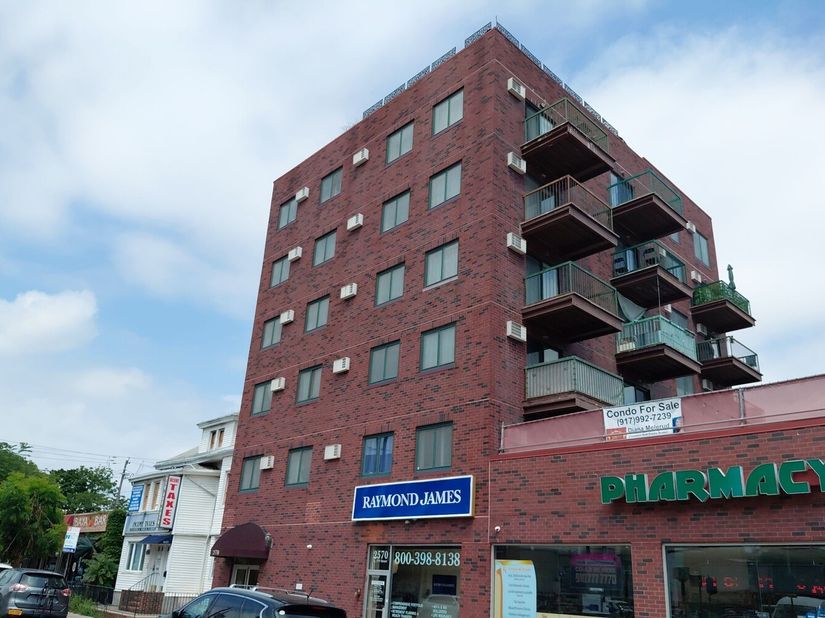 2570 East 17th Street 5C, Brooklyn NY 11235