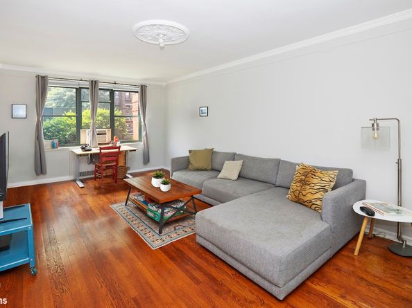 78-11 35th Avenue 1G, Queens NY 11372