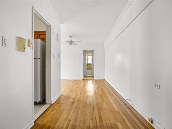 81-15 35th Avenue 6B, Queens NY 11372