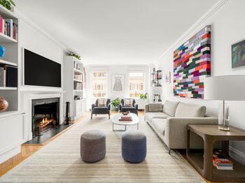14 Sutton Place S
