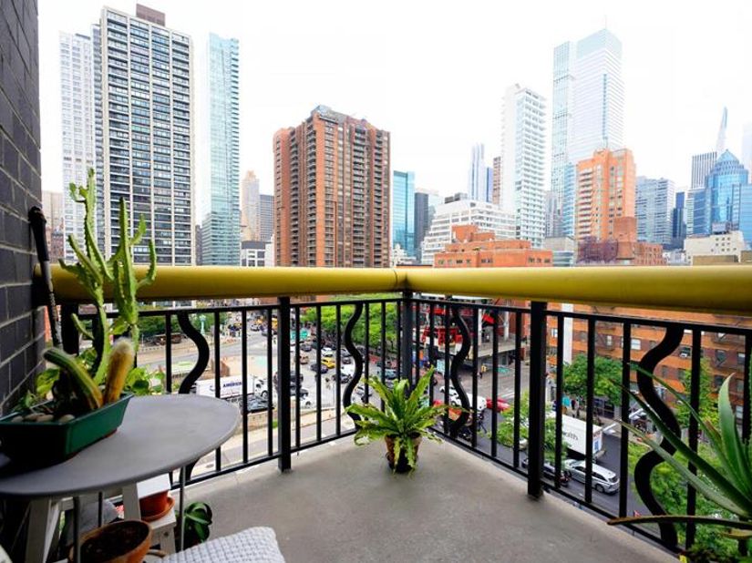 303 East 60th Street 7D, New York NY 10022