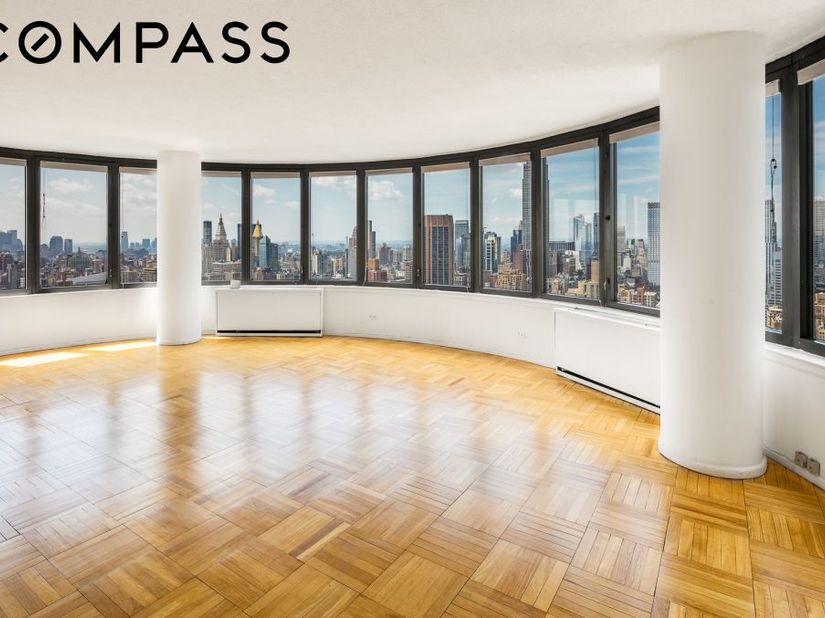 330 East 38th Street 54D, New York NY 10016
