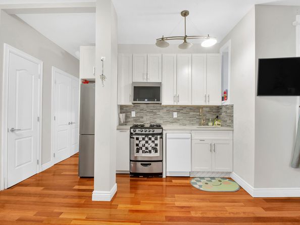 255 79th Street A7, Brooklyn NY 11209