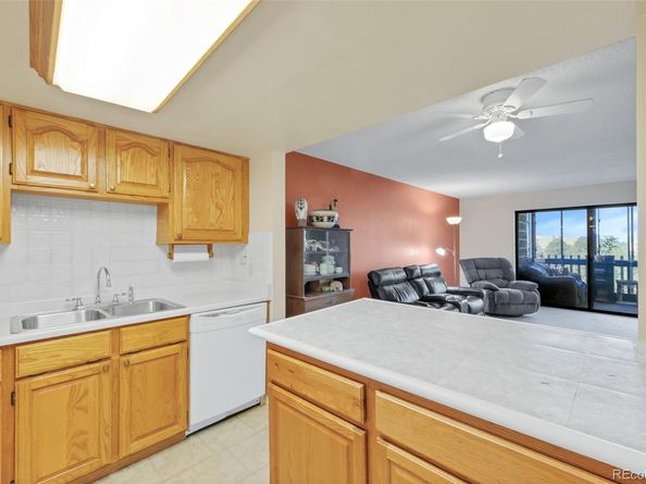 14001 E Marina Drive 607, Aurora CO 80014