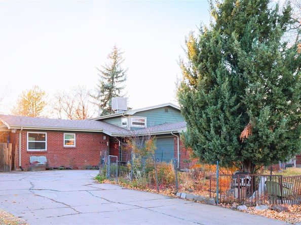 Undisclosed Address #3233523, Aurora CO 80011