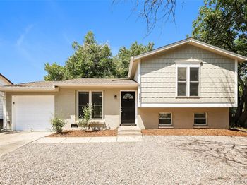 2551 S Kittredge Way
