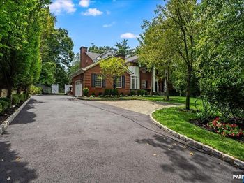 294 Oakwood Road