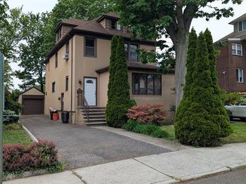 84 Oakdene Avenue