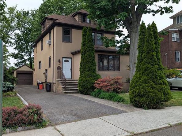 84 Oakdene Avenue, Cliffside Park NJ 07010