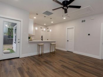 6675  Half Elm Street 