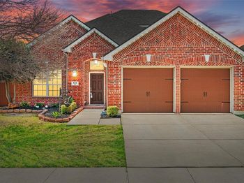 920  Goldenmist Drive 