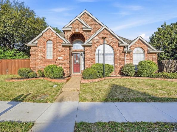 8501  Mustang Drive , Irving Texas 75063