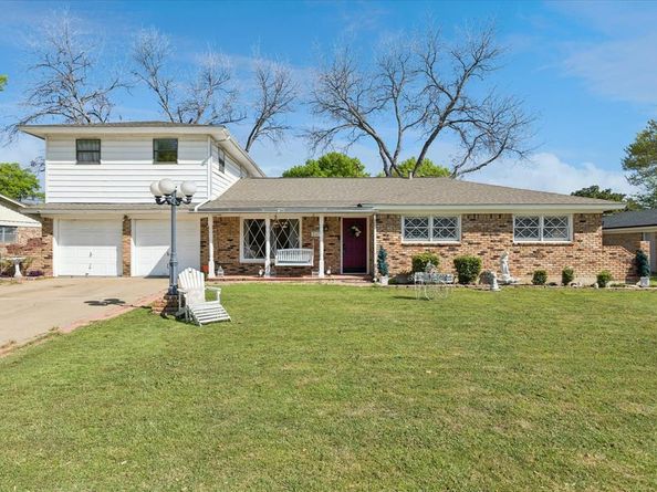 5705  Diamond Oaks Drive N, Haltom City Texas 76117