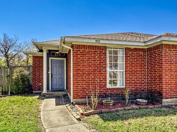 902  Teakwood Lane 