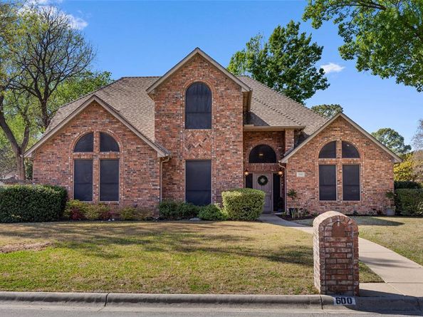 600  Ticonderoga Drive , Denton Texas 76205