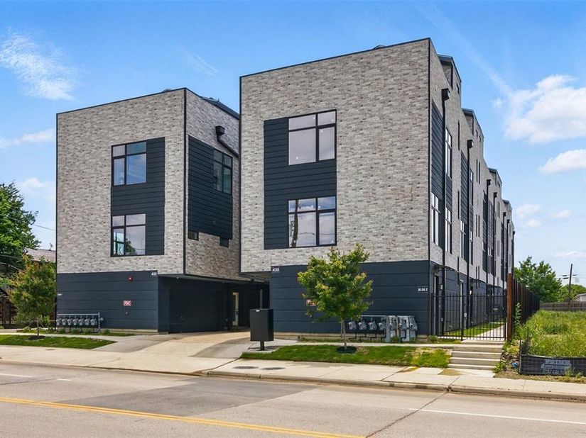 430 E 8th   103, Dallas Texas 75203