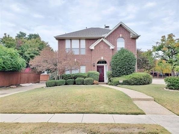 211  Moss Hill Road , Irving Texas 75063