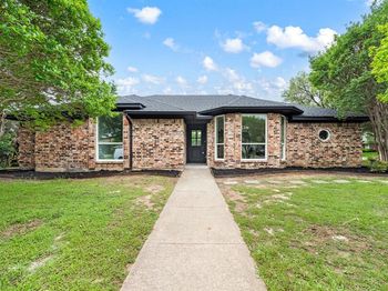425  Marseille Drive 