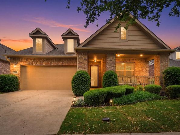 1308  Isabella Lane , Savannah Texas 76227