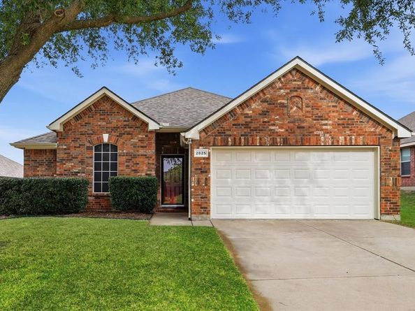 2825  Saddlebred Trail , Celina Texas 75009