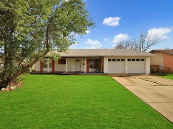 2508 W Rochelle Road 