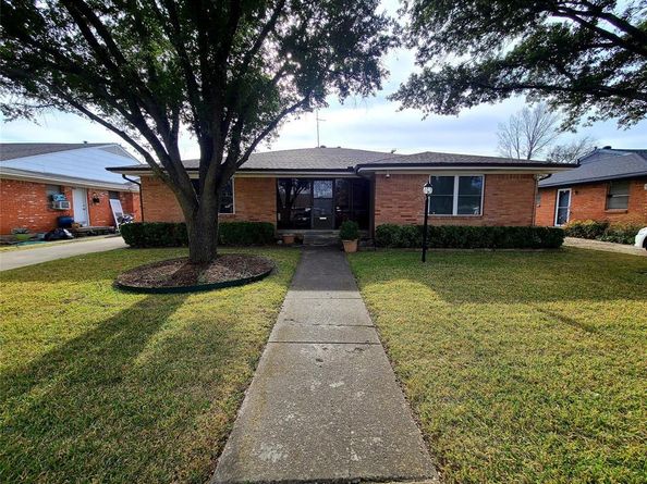 11040  Wyatt Street , Dallas Texas 75218