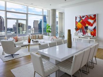 2430  Victory Park Lane 