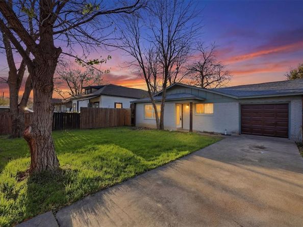 1044 E Cantey Street , Fort Worth Texas 76104
