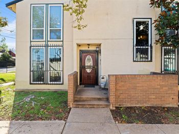 7125  Fair Oaks Avenue 