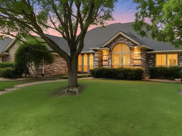 4224  Hollow Creek Court , Fort Worth Texas 76008