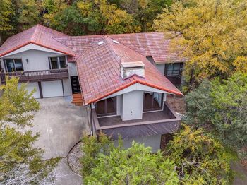 816  Shadyridge Drive 