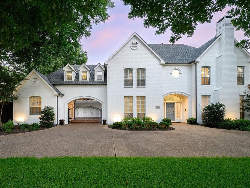 6522  Meadow  , Dallas Texas 75230