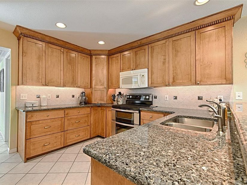 2954  Woodcroft Circle , Carrollton Texas 75006