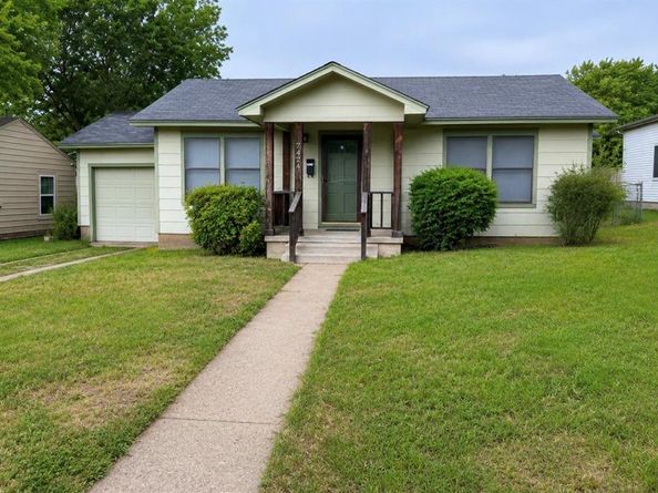 7424  Ewing  , Fort Worth Texas 76116