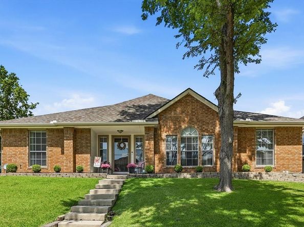 3802  Virginia Pine Circle , Carrollton Texas 75007