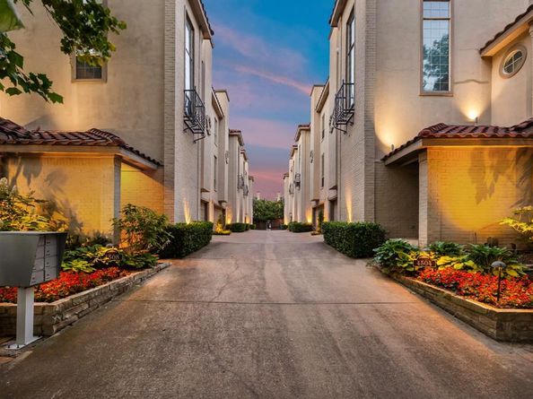 4504  Bowser Avenue  D, Dallas Texas 75219