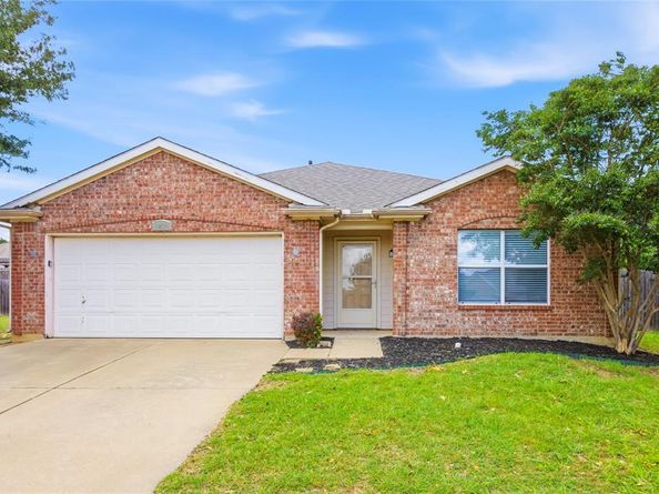 1401  Horseshoe Bend Court , Fort Worth Texas 76131