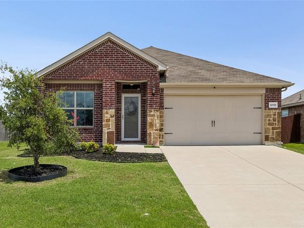 9705  Snowbell Lane , Fort Worth Texas 76036