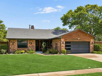 3039  Sharpview Lane 