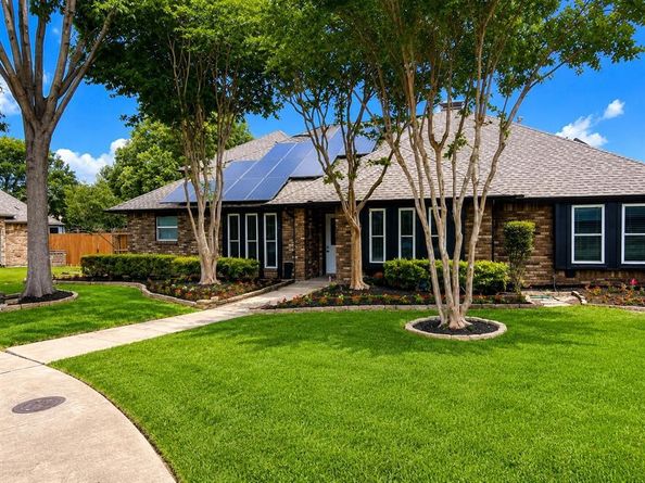 10105  Rita Road , Dallas Texas 75243