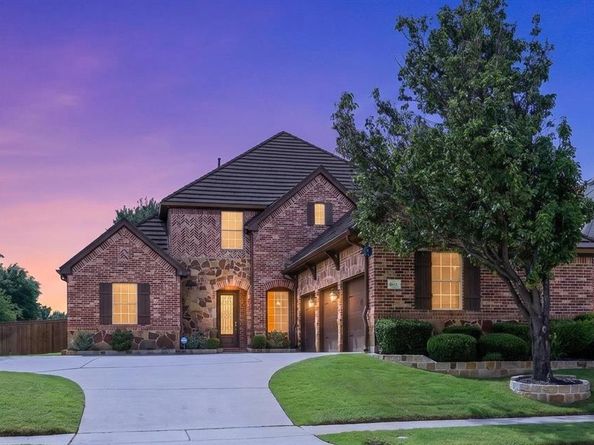 8611  Weston Lane , Lantana Texas 76226