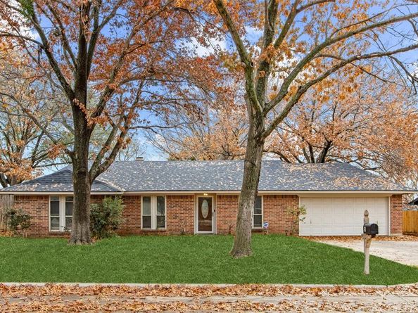 611  Field Street , Colleyville Texas 76034