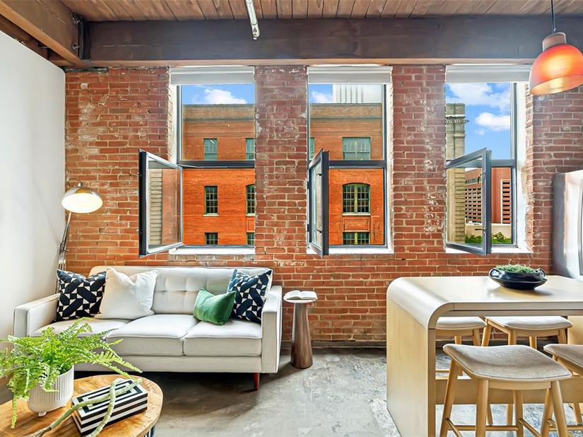 509  Elm Street  503, Dallas Texas 75202
